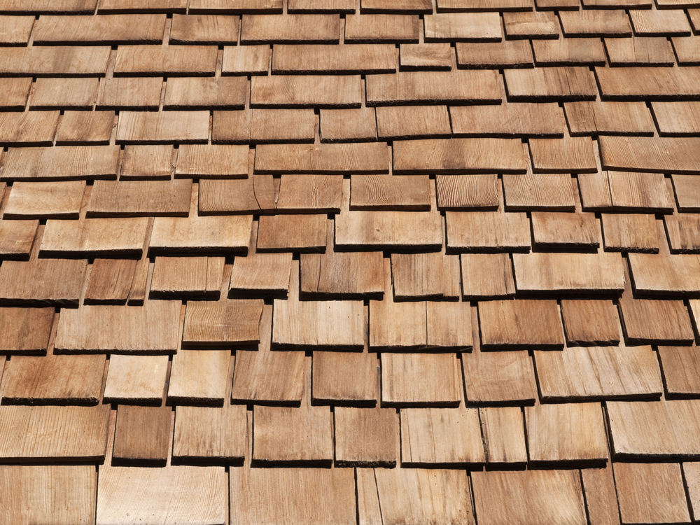 an image of cedar shake roof - how long should a cedar shake roof last